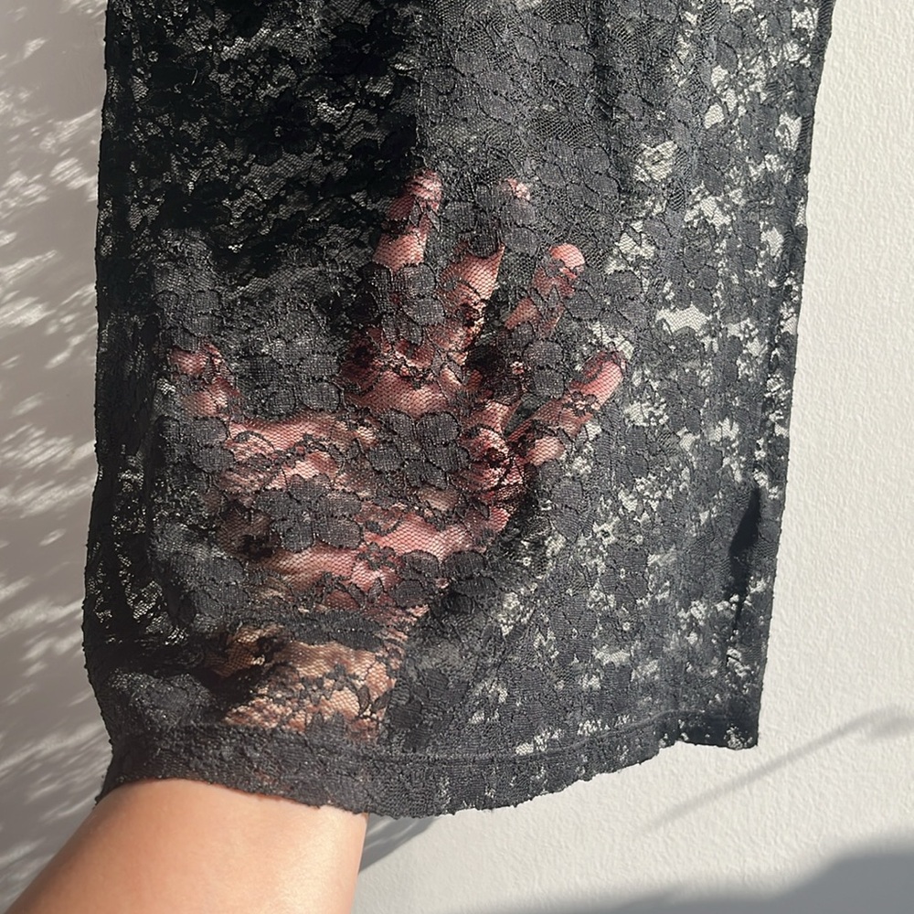 Lace top - Picture 2 of 4